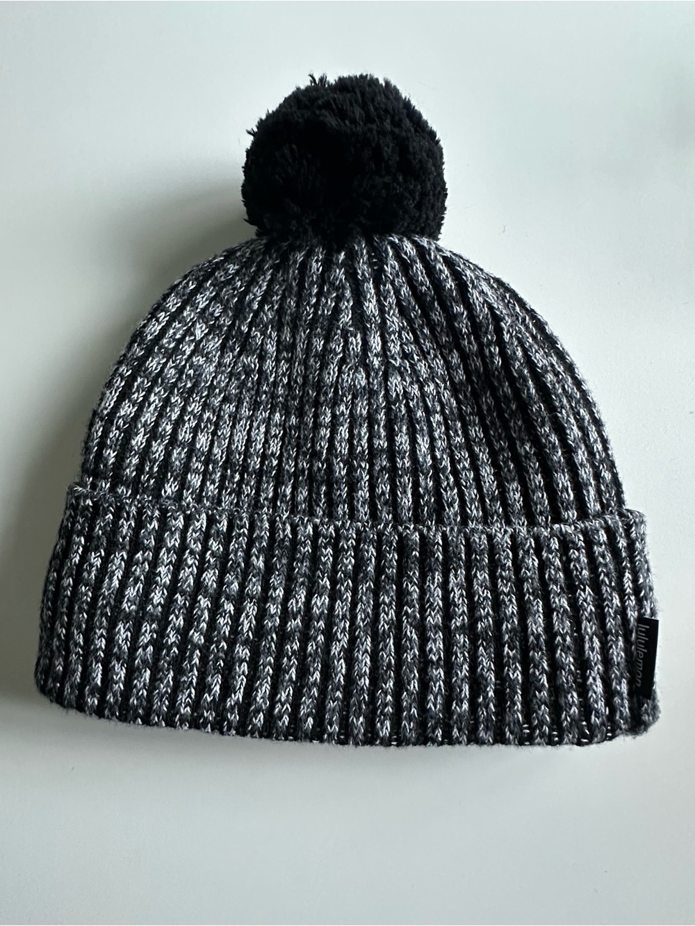 lululemon athletica Texture Fleece-Lined Knit Beanie / Black Pom-Pom